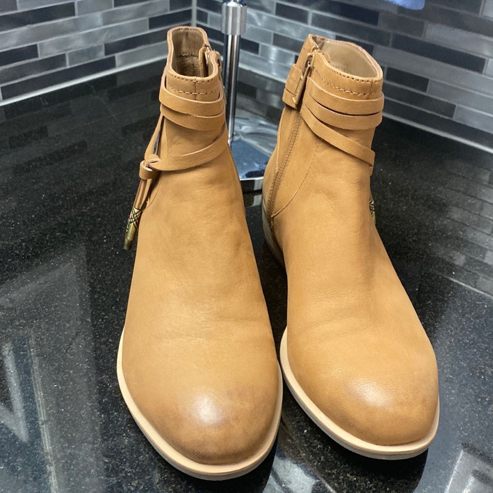 Great condition. Aerosoles Tan booties.